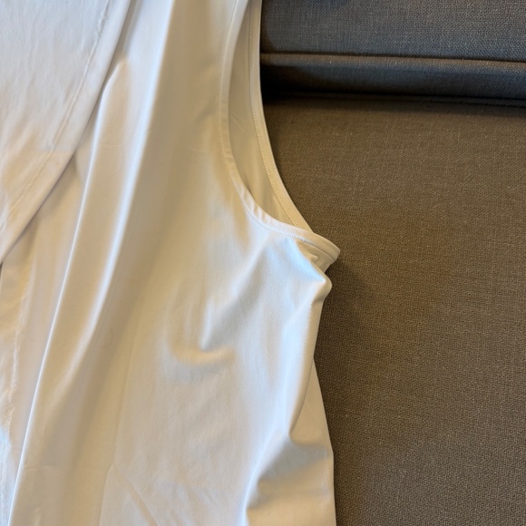 Lululemon Pace Crush Cross-Back Graphic Tank Top - Picture 11 of 15